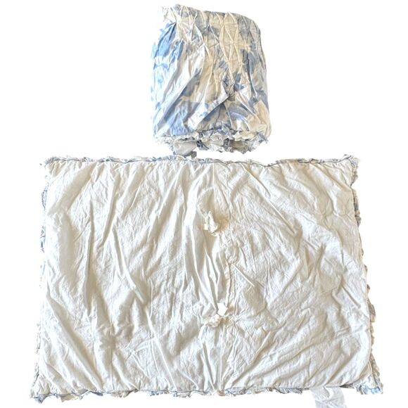 Pottery Barn Teen LoveShackFancy Garden Damask Smocked Standard Pillow Sham Set - Picture 2 of 9